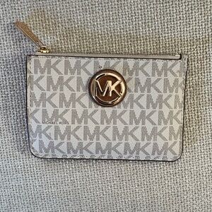 Michael Kors Cream wallet/card holder